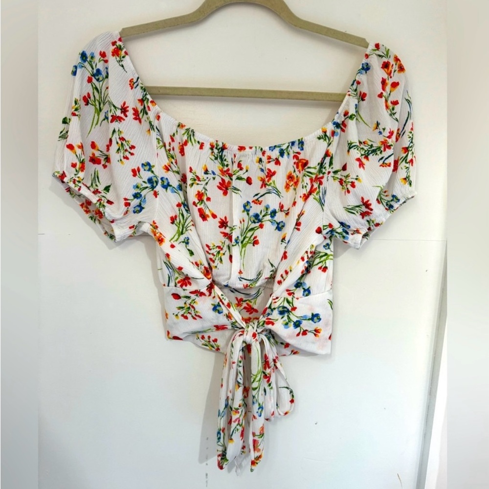 💙 Ambiance Off Shoulder Floral Crop Top with Sash